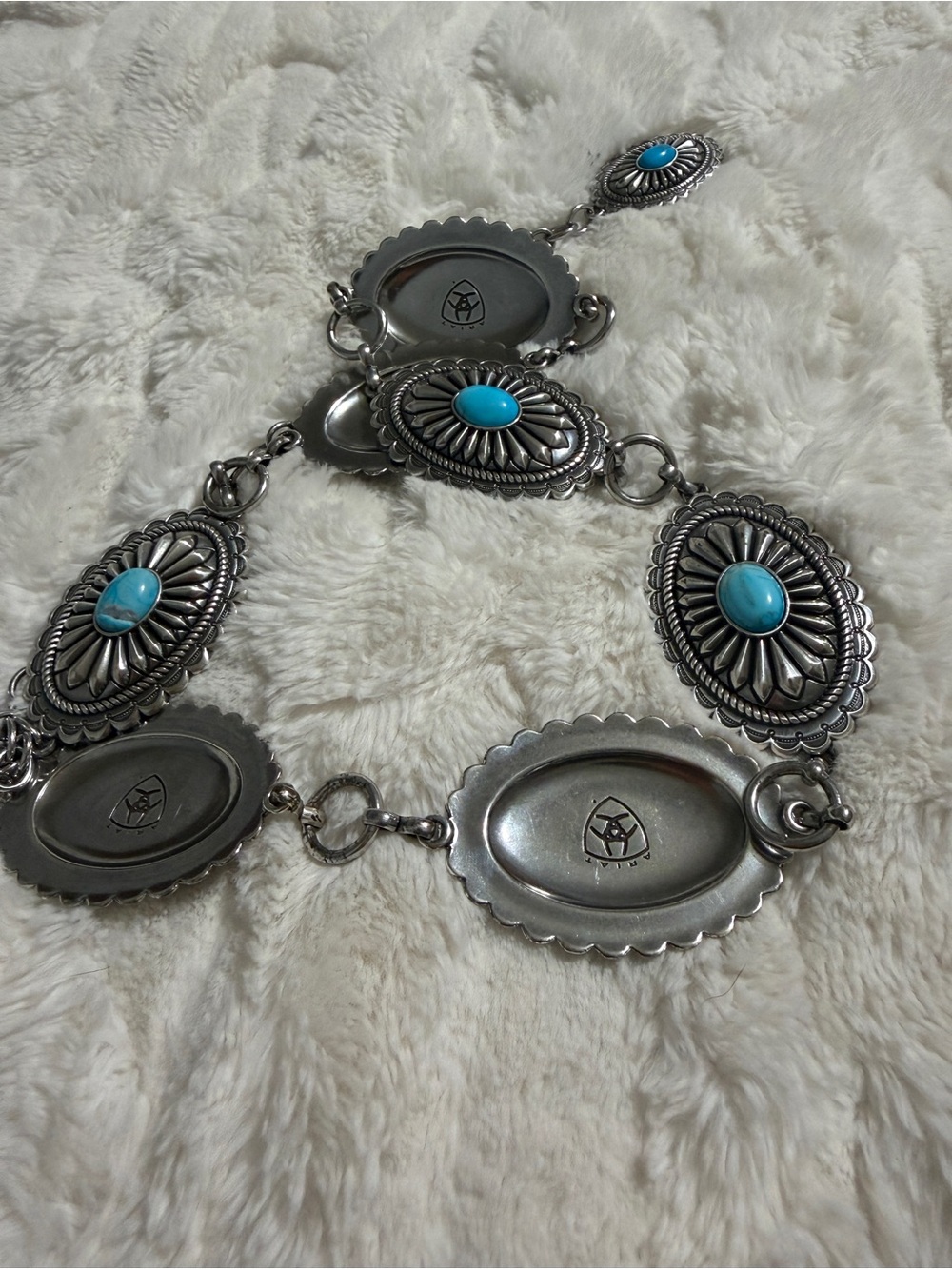 Ariat Oval Turquoise Concho Chain Belt Black & Blue Like New. Medium